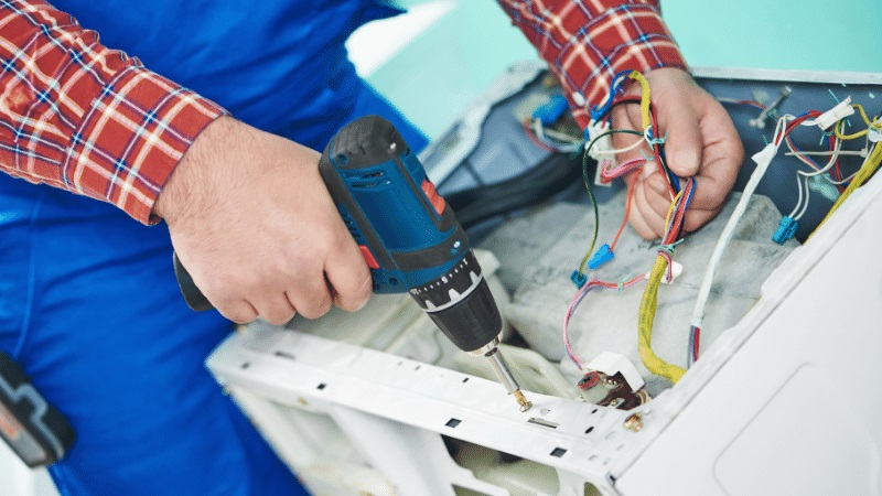 Gölbaşı Termoteknik Termoteknik çamaşır makinesi kart tamiri – Su almama arızası orijinal parça ile giderildi. - Teknik servis örneği